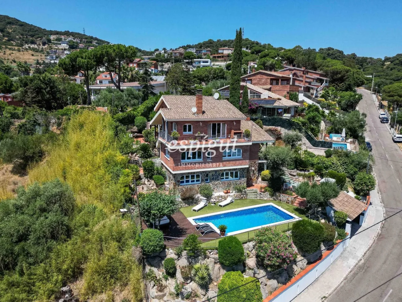 Superbe maison avec vue sur la mer et la montagne à Alella Parc