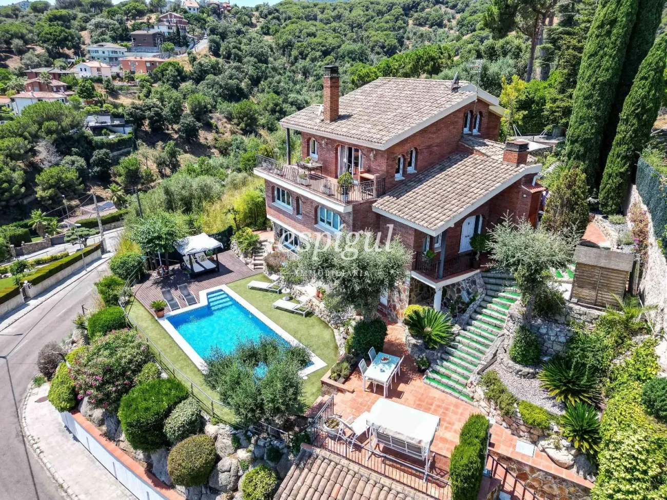 Superbe maison avec vue sur la mer et la montagne à Alella Parc