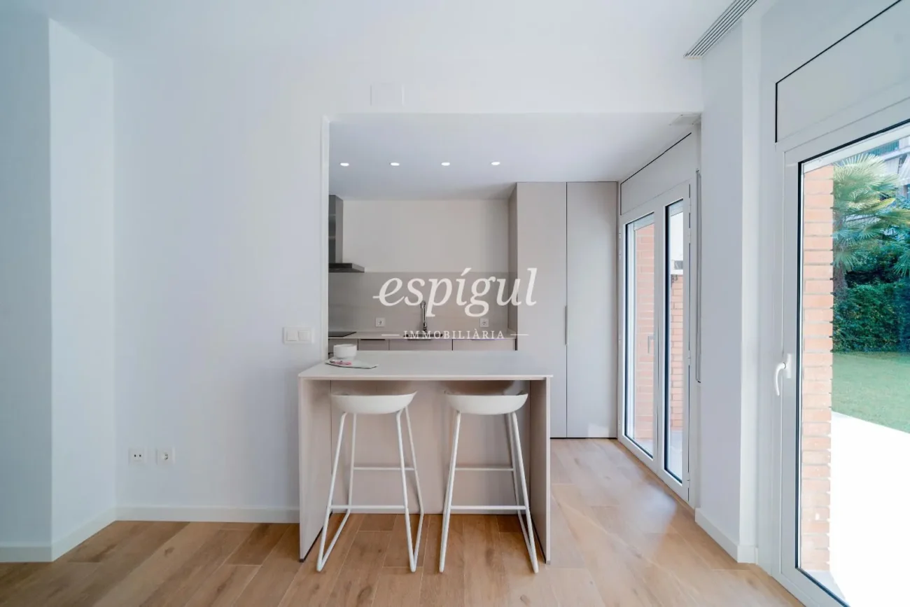 Excellent ground floor with garden in La Devesa de Girona