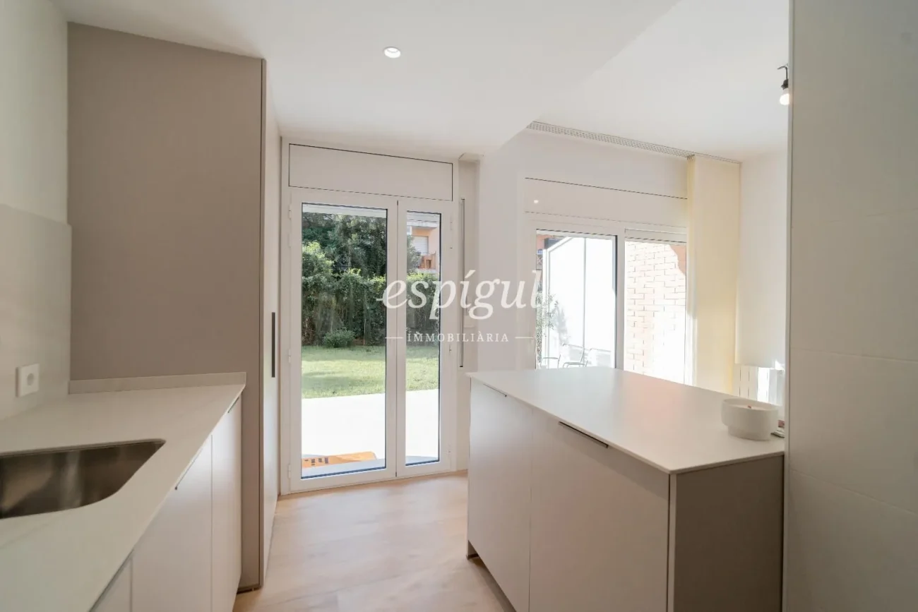 Excellent ground floor with garden in La Devesa de Girona