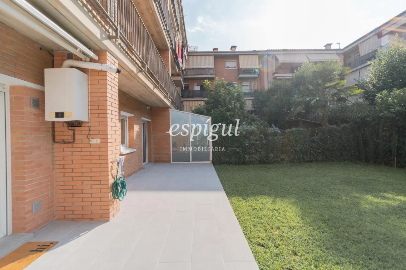 Excellent ground floor with garden in La Devesa de Girona