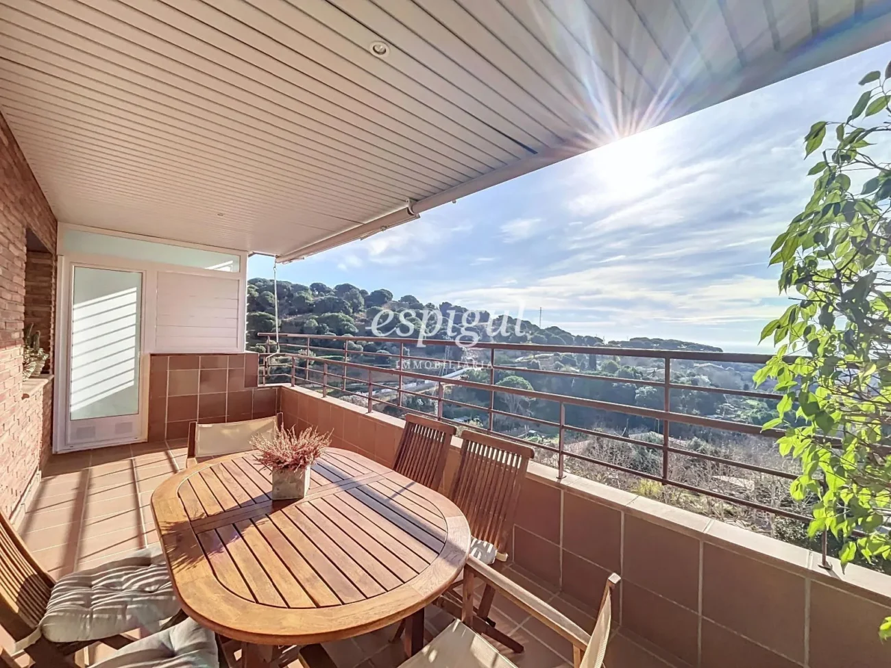 Exclusivo ático dúplex con vistas al mar en Can Gaietà, Tiana