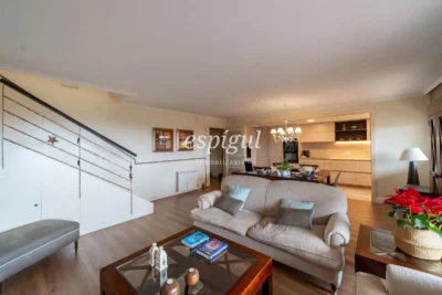 Exclusivo ático dúplex con vistas al mar en Can Gaietà, Tiana