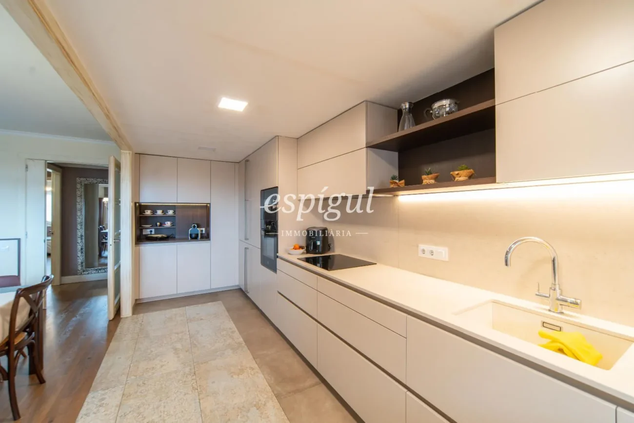 Exclusivo ático dúplex con vistas al mar en Can Gaietà, Tiana