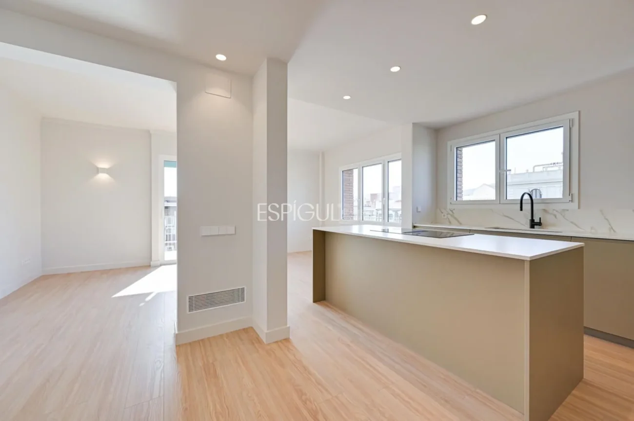 Appartement rénové exclusif avec terrasses sur le Passeig de Sant Joan, Barcelone