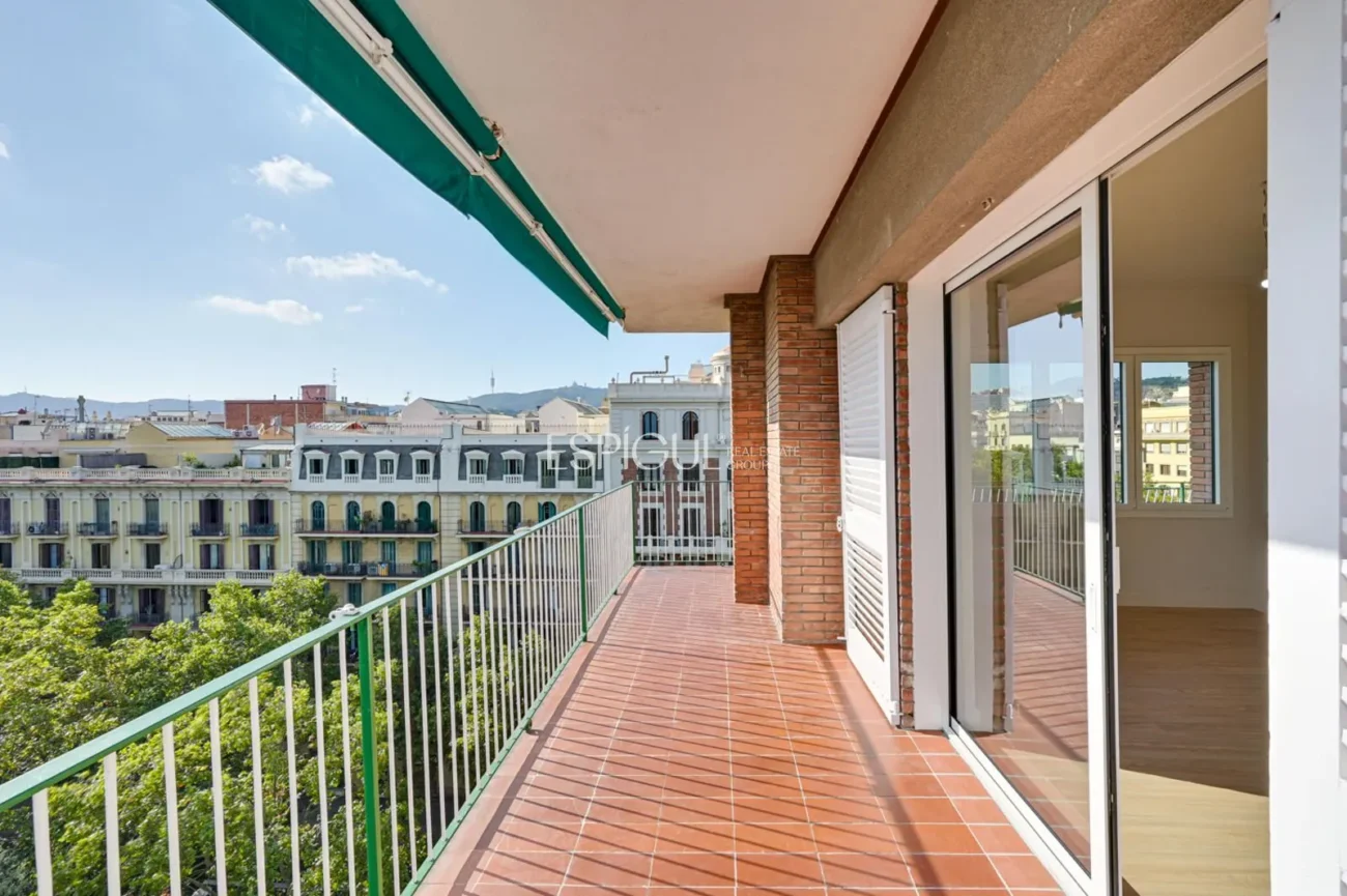 Appartement exclusif rénové avec terrasses au Passeig de Sant Joan, Barcelone