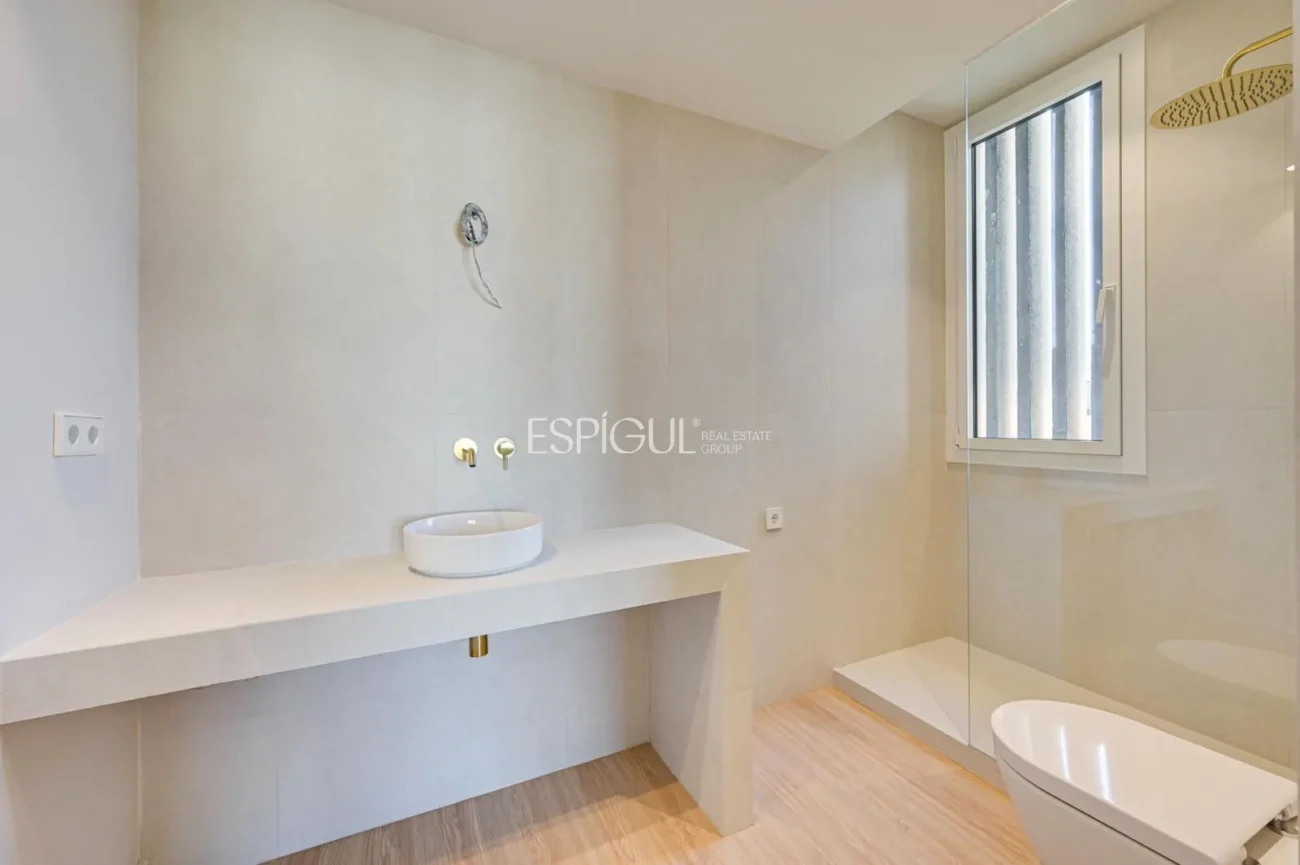 Appartement rénové exclusif avec terrasses sur le Passeig de Sant Joan, Barcelone