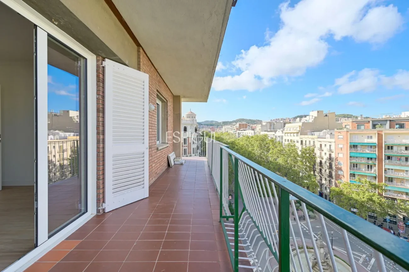 Appartement rénové exclusif avec terrasses sur le Passeig de Sant Joan, Barcelone