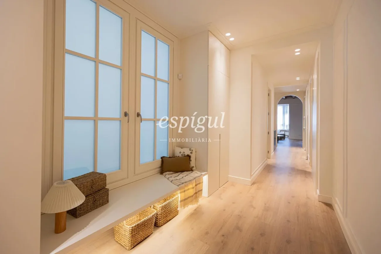 Appartement rénové impressionnant dans la rue Provença, au cœur de l’Eixample Dret