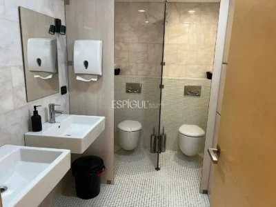 Local situado en la calle Caldes de Montbui