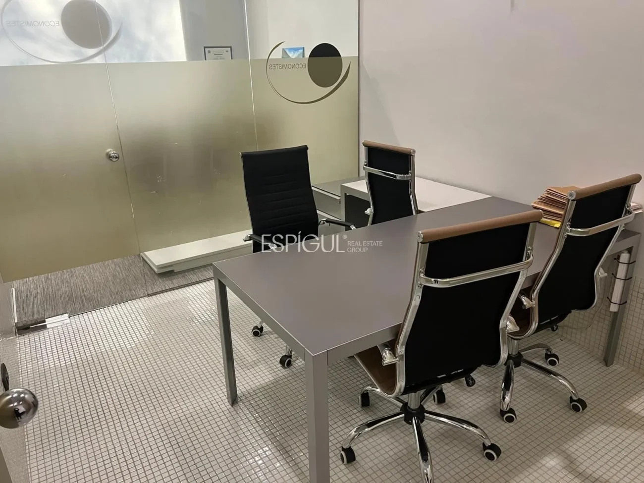 Local situado en la calle Caldes de Montbui