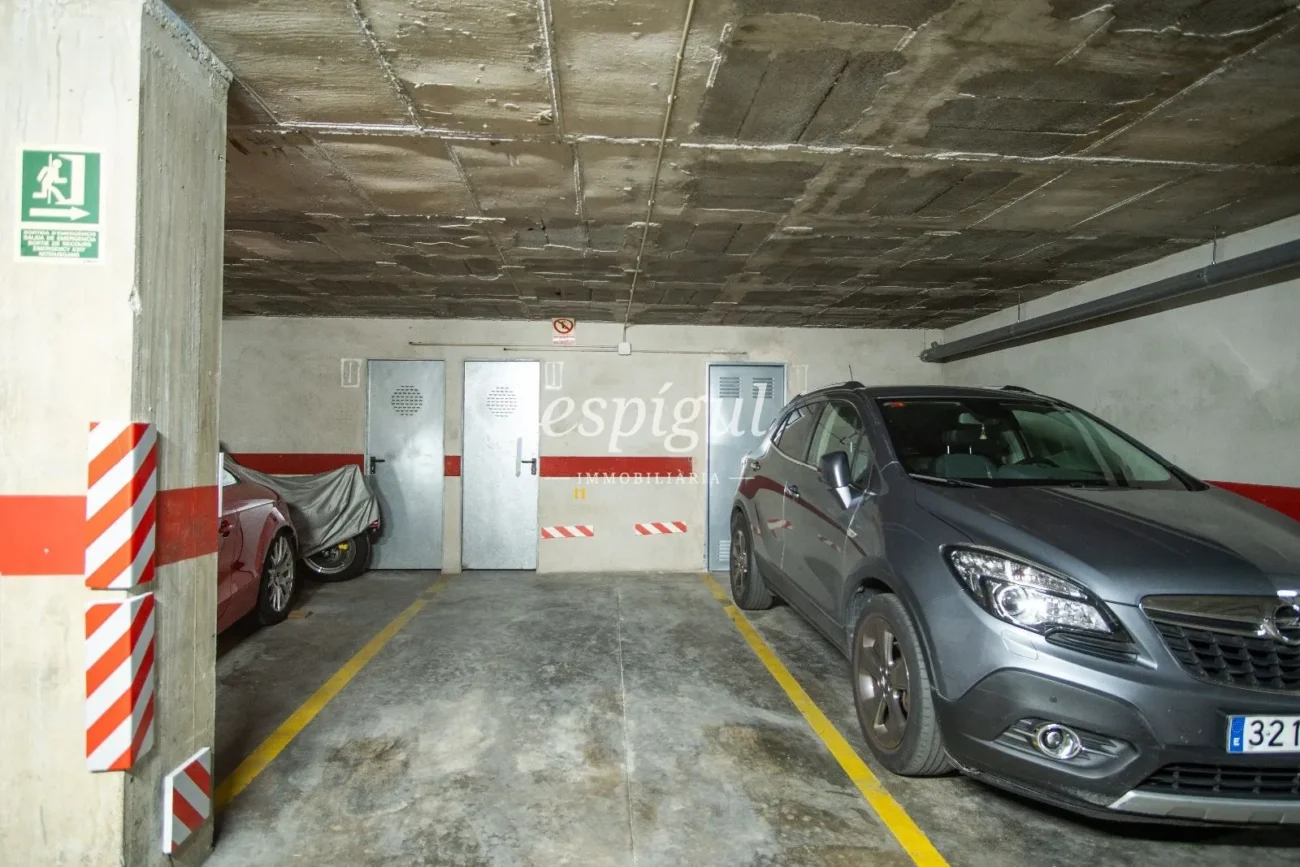 Parking con trastero en Taialà/Domeny