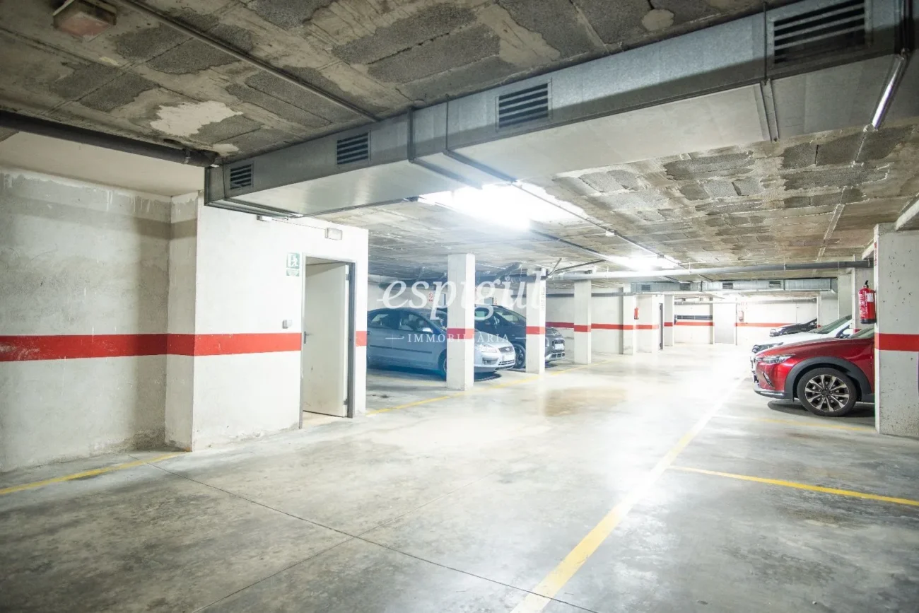 Parking con trastero en Taialà/Domeny