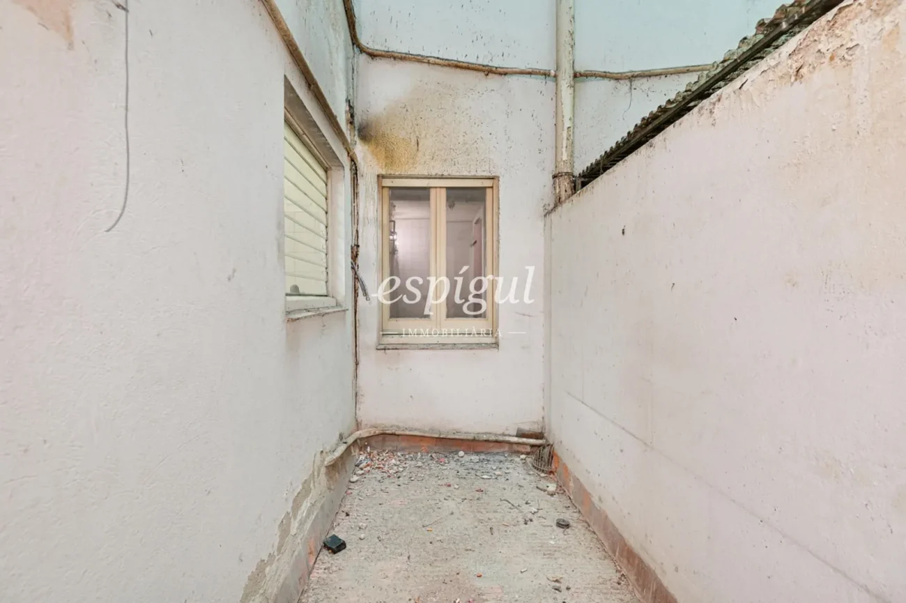 Piso al centro de Girona per reformar