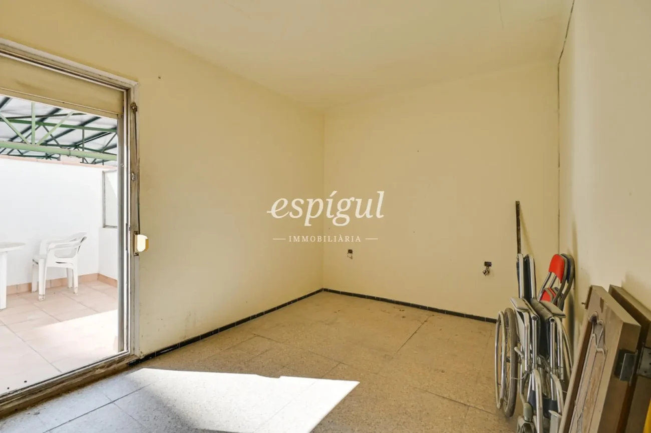 Piso al centro de Girona per reformar