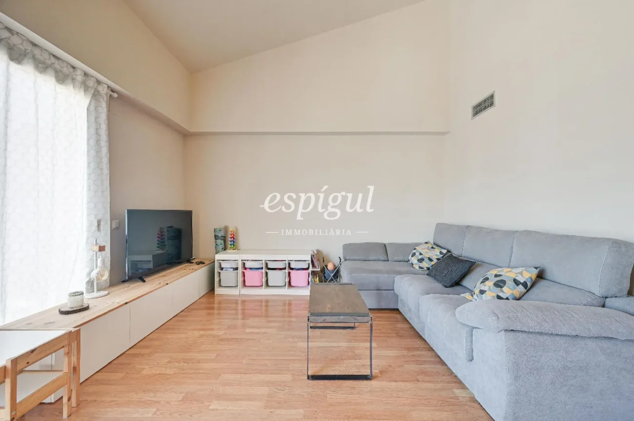 Pis de tres habitacions tipus duplex a Girona