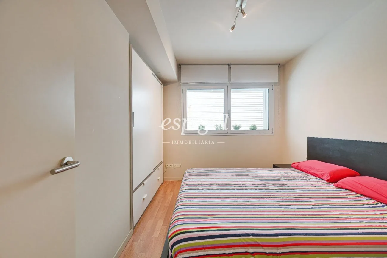 Pis de tres habitacions tipus duplex a Girona