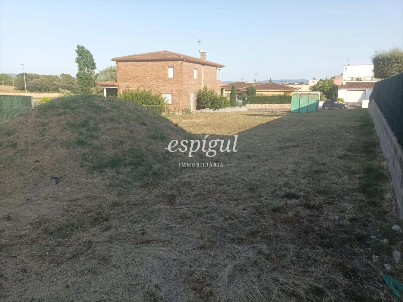 Terreno urbanizable en Riudellots de la Selva – Excelente oportunidad de inversión