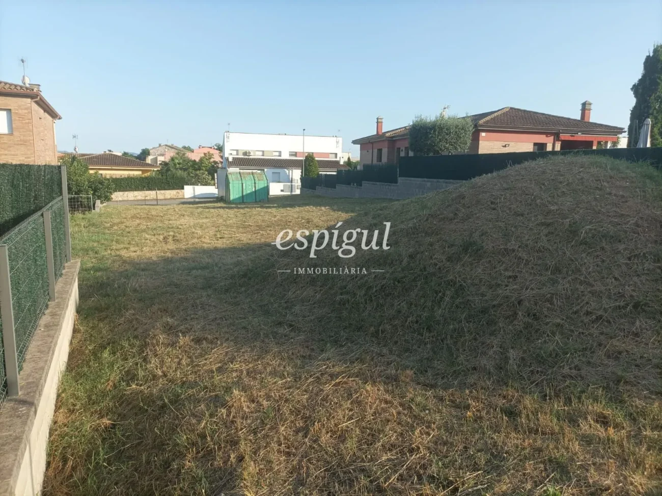 Terreno urbanizable en Riudellots de la Selva – Excelente oportunidad de inversión