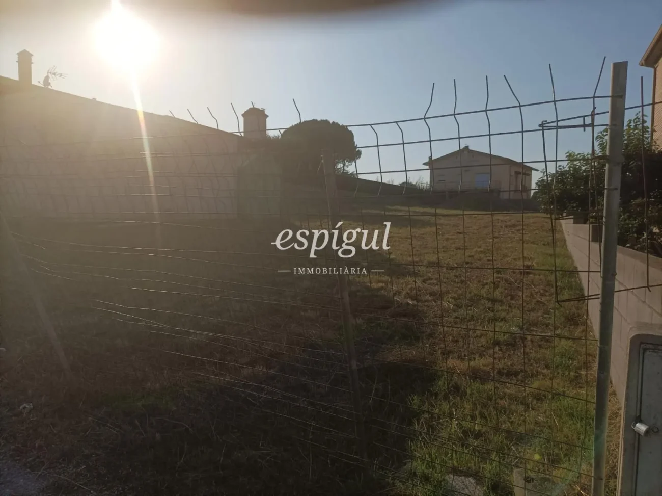 Terreno urbanizable en Riudellots de la Selva – Excelente oportunidad de inversión