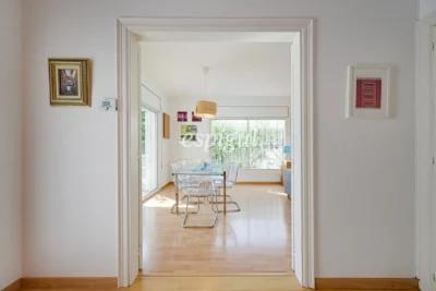 Pis cèntric amb jardí privat i 3 habitacions a Alella