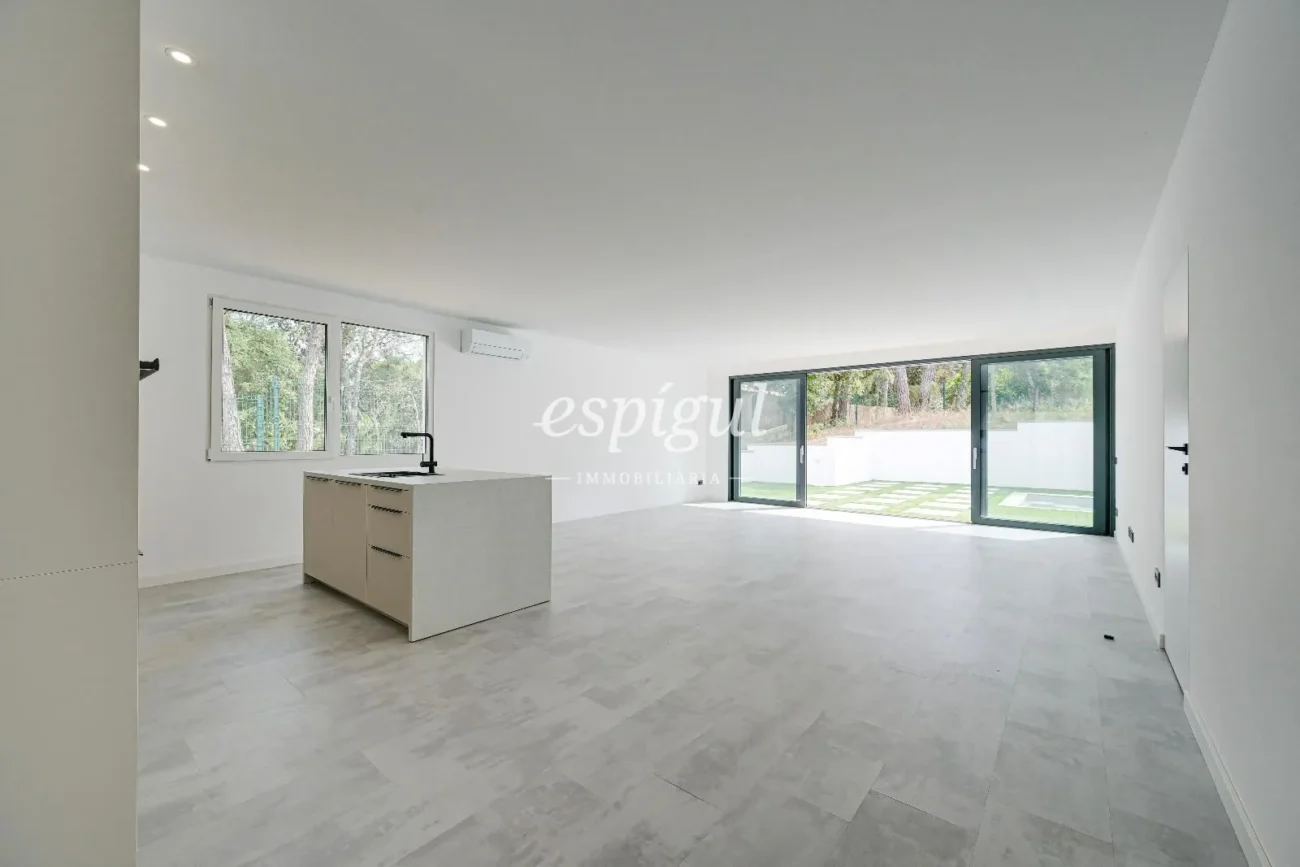 Confort i disseny a Llagostera – Habitatge d´obra nova d´una planta