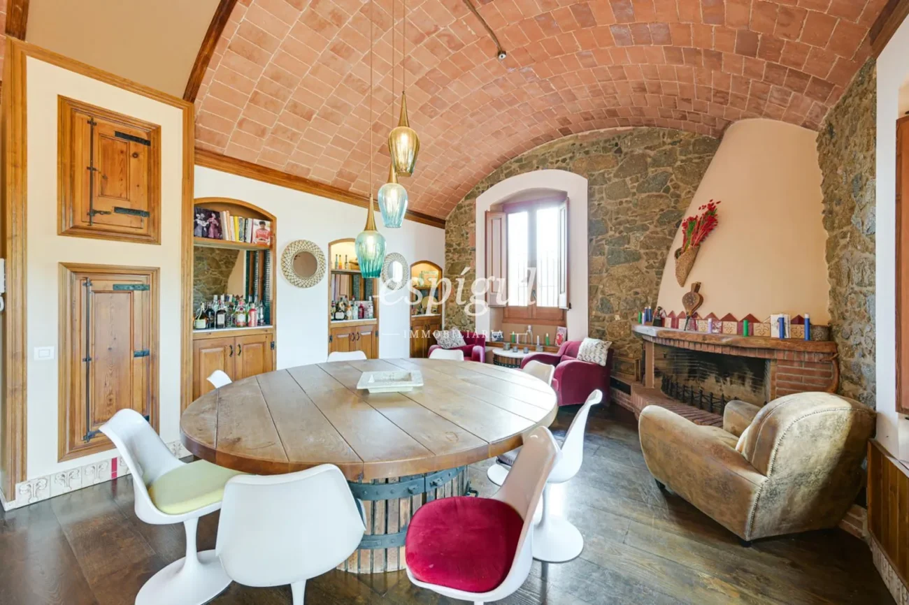 Exclusive Historic Mansion in Alella with Sea Views and Tourist License