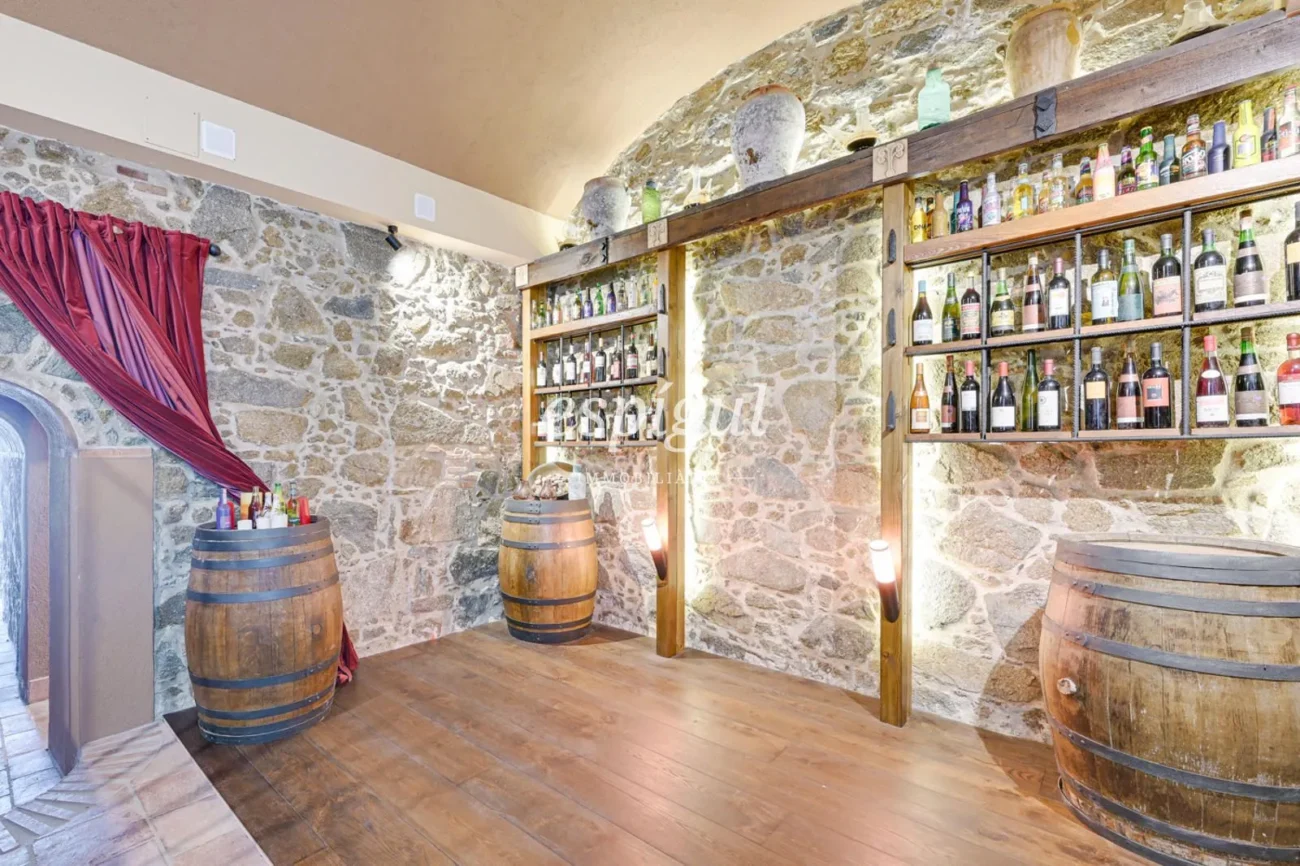 Exclusive Historic Mansion in Alella with Sea Views and Tourist License