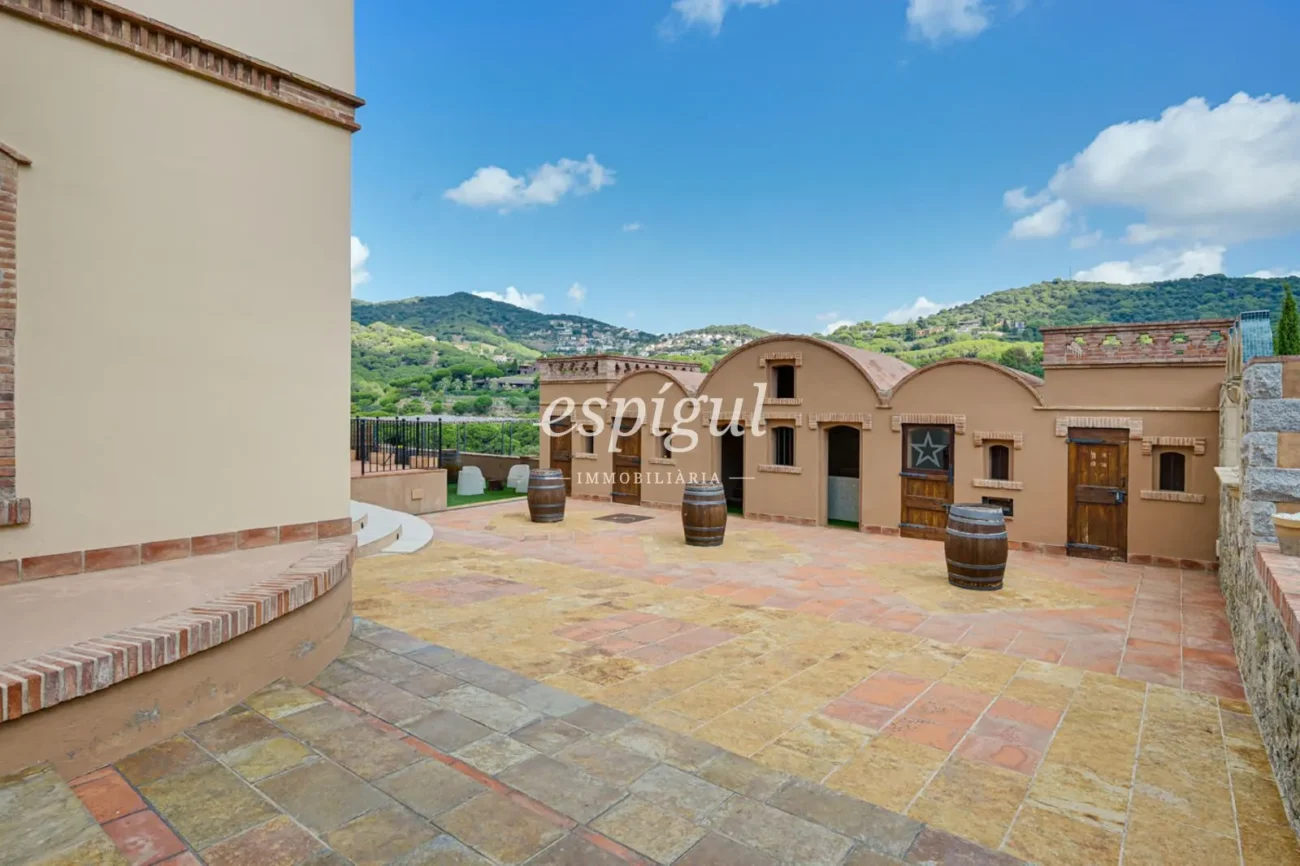 Exclusive Historic Mansion in Alella with Sea Views and Tourist License
