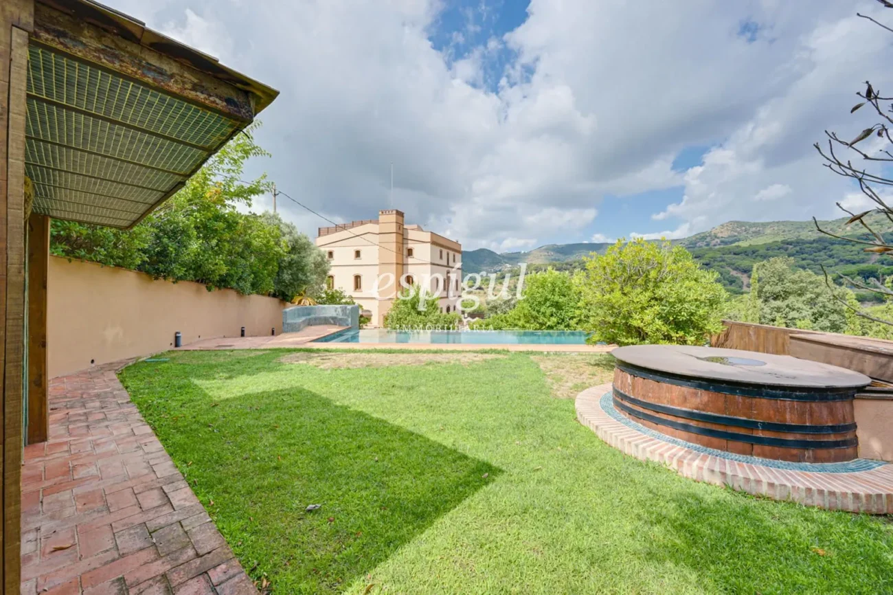 Exclusive Historic Mansion in Alella with Sea Views and Tourist License