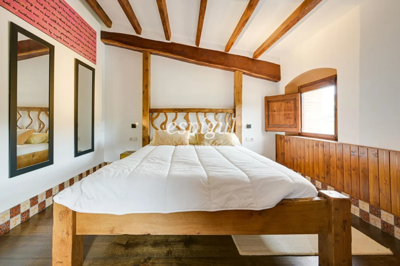 Exclusive Historic Mansion in Alella with Sea Views and Tourist License