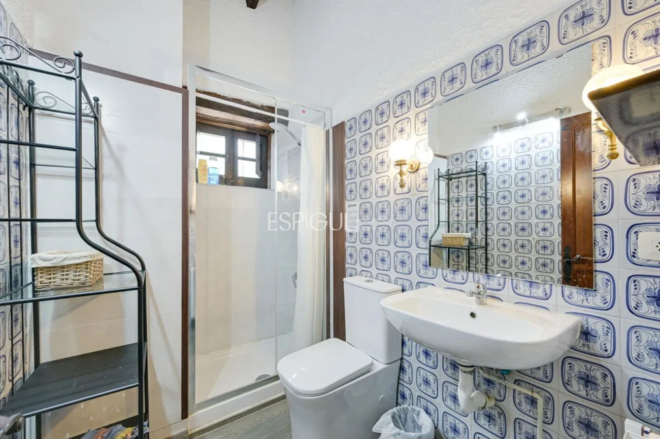 Mas du XVIIe siècle unique, alliant histoire et confort moderne