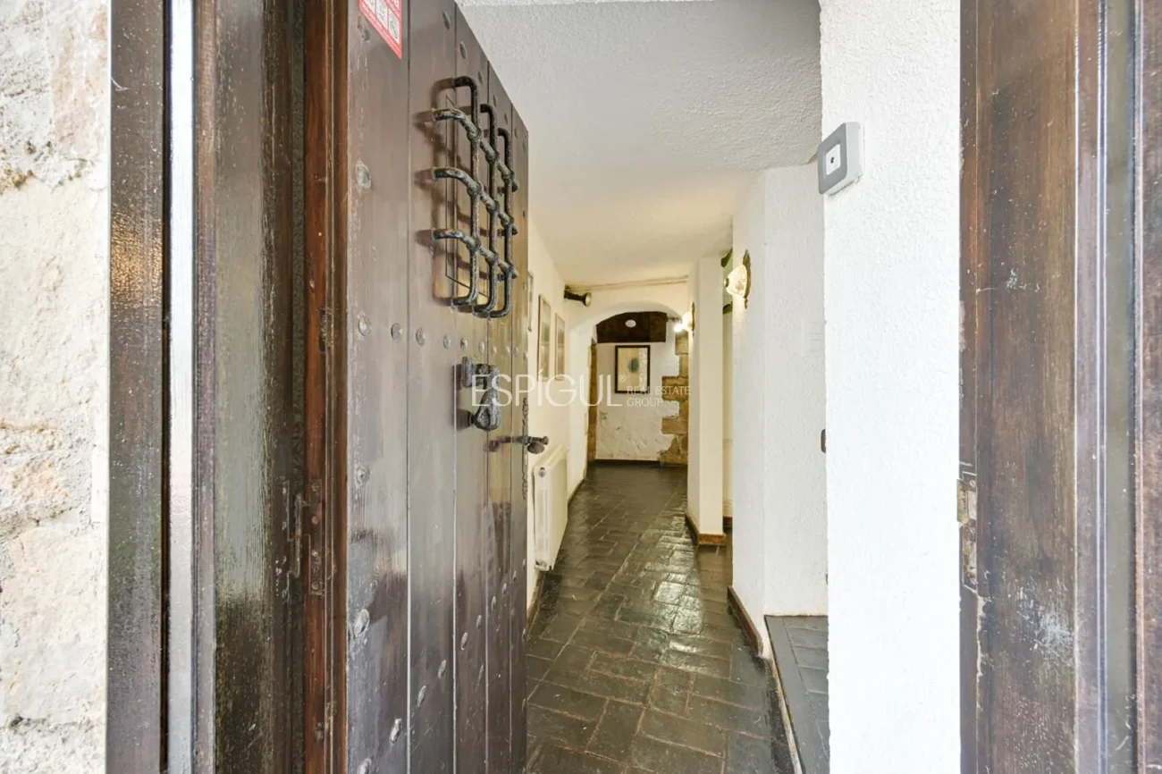 Mas du XVIIe siècle unique, alliant histoire et confort moderne