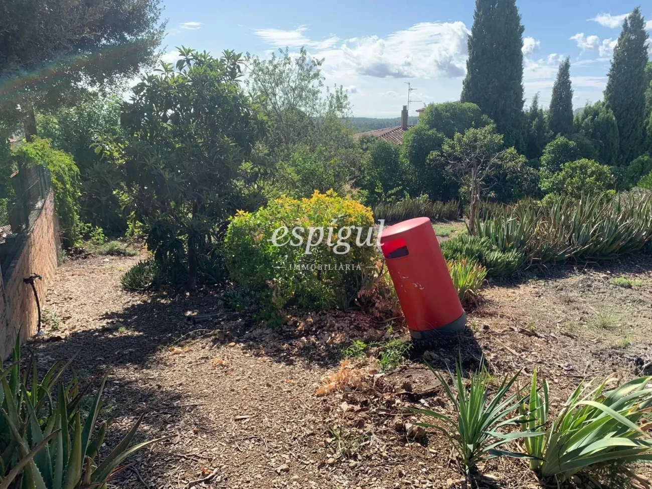 Parcel-la urbana a Les Roques – Calabuig (Báscara)