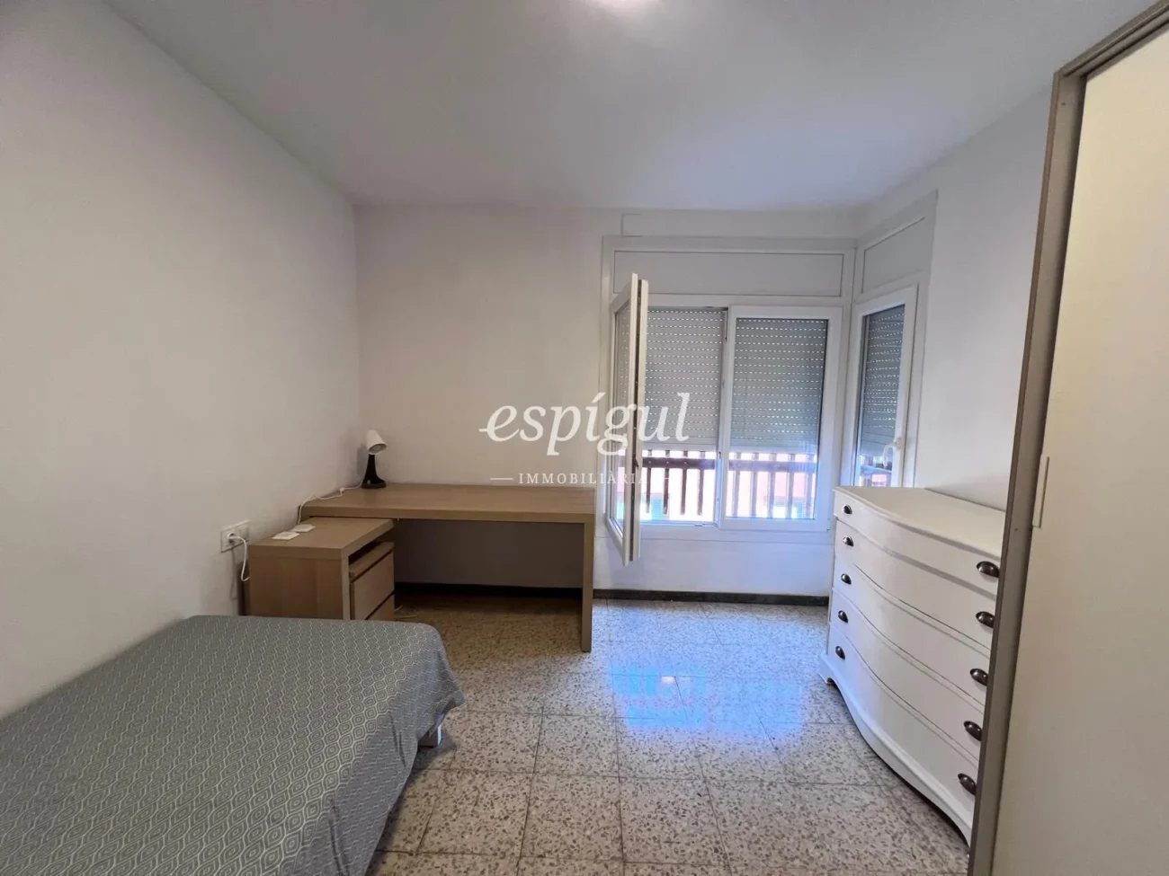 Temporary Student Housing in Girona