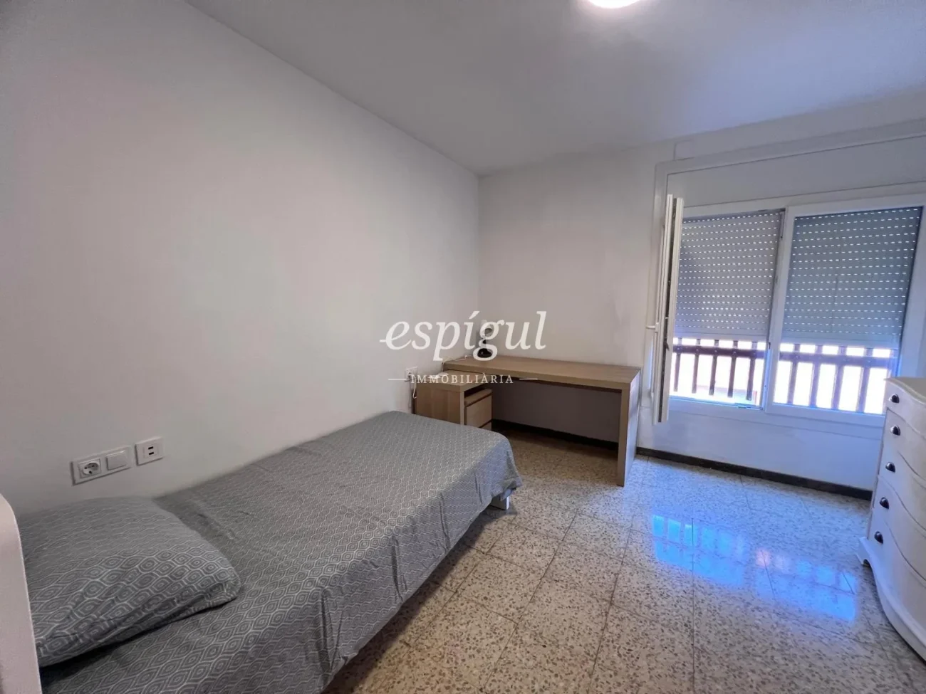 Temporary Student Housing in Girona
