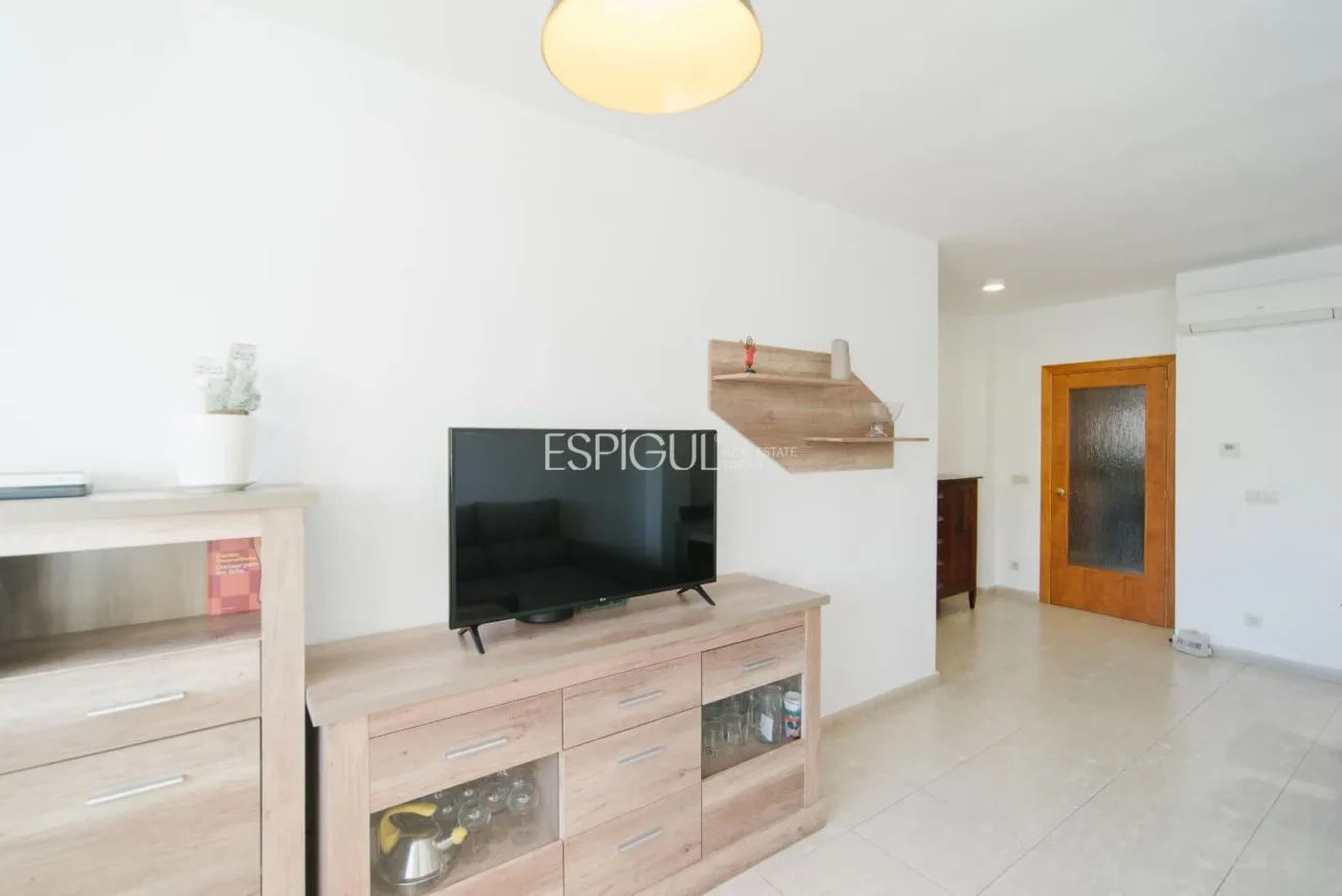 Baix de 3 habitacions amb terrassa i jardí a Peralada
