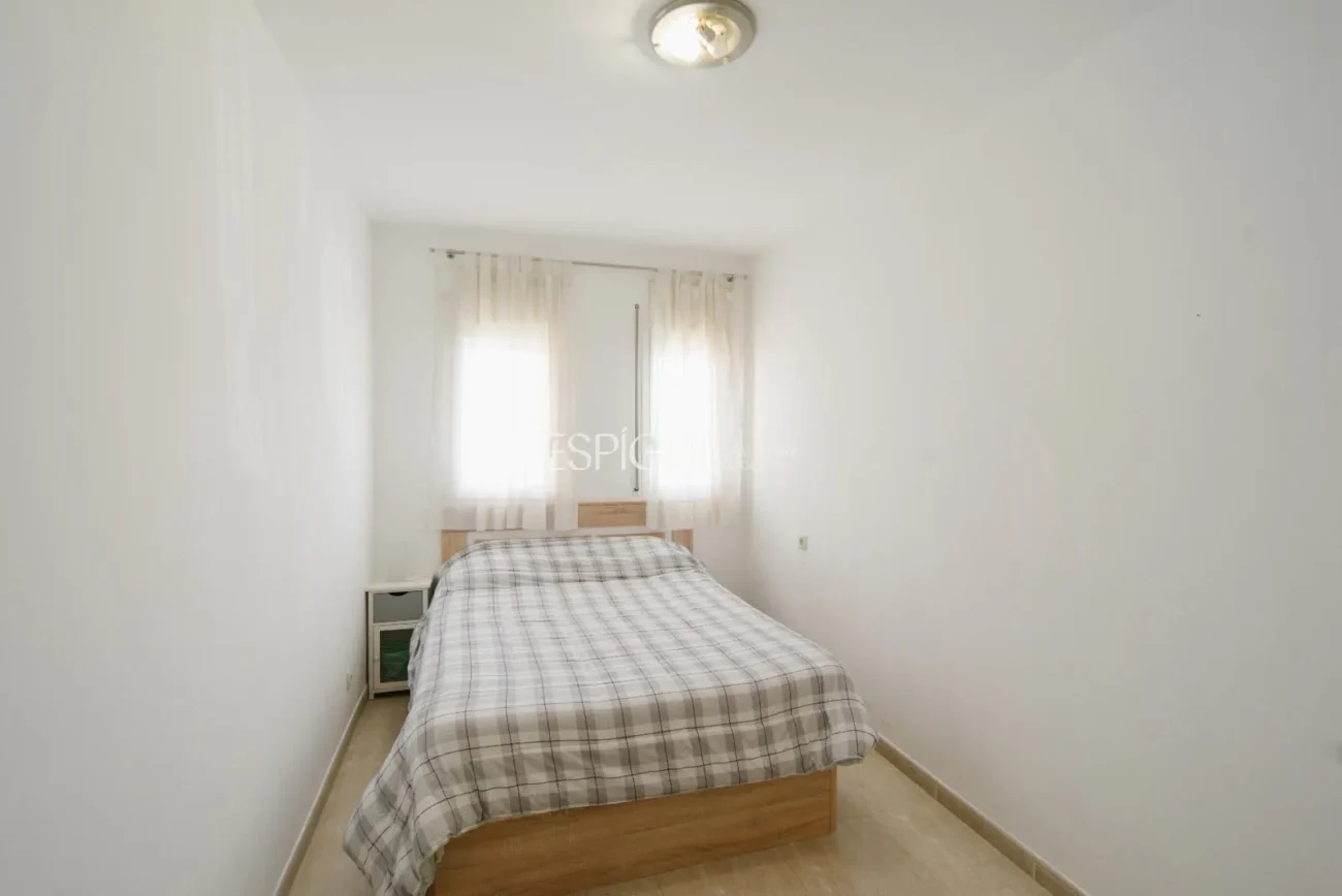 Baix de 3 habitacions amb terrassa i jardí a Peralada