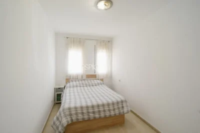 Baix de 3 habitacions amb terrassa i jardí a Peralada