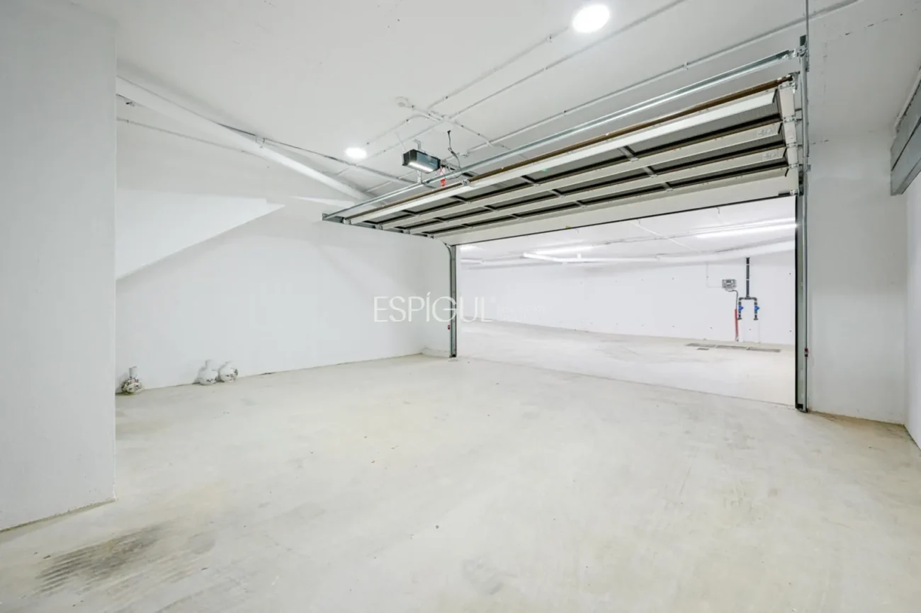 Casa aparellada d’obra nova amb vistes al mar a Montgat