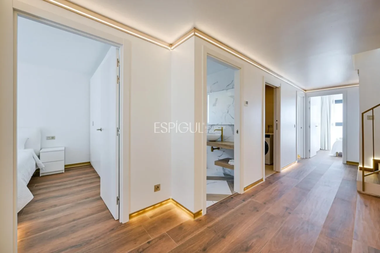 Casa pareada de obra nueva con vistas al mar en Montgat