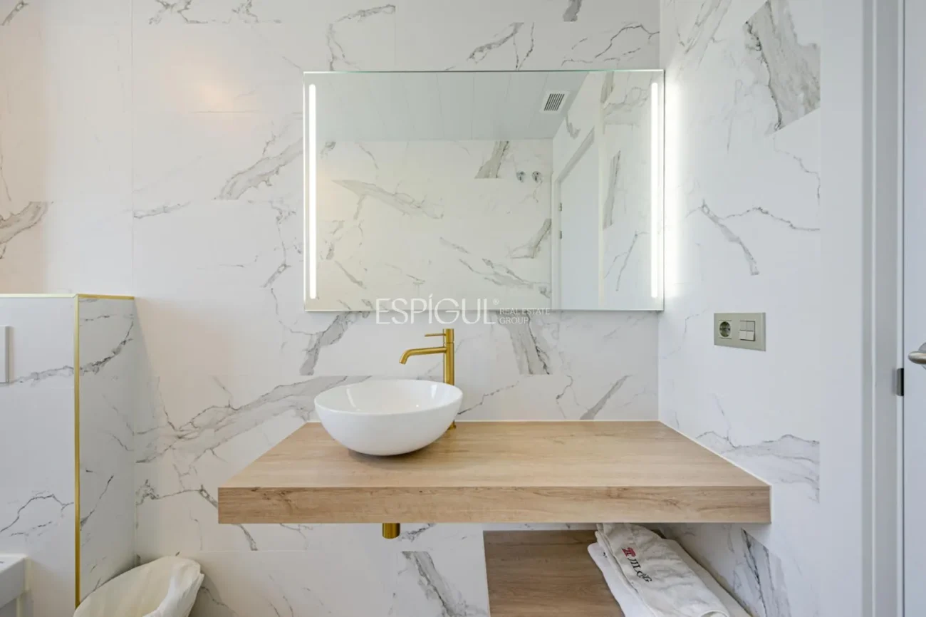 Casa pareada de obra nueva con vistas al mar en Montgat