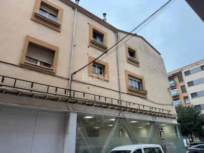 Edifici en venda a l’Eixample Sud de Girona
