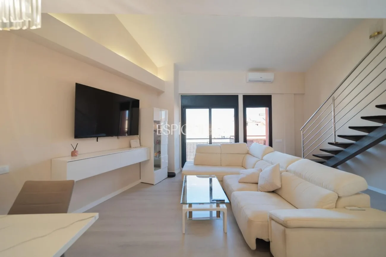 Excelente dúplex con terraza en Sils