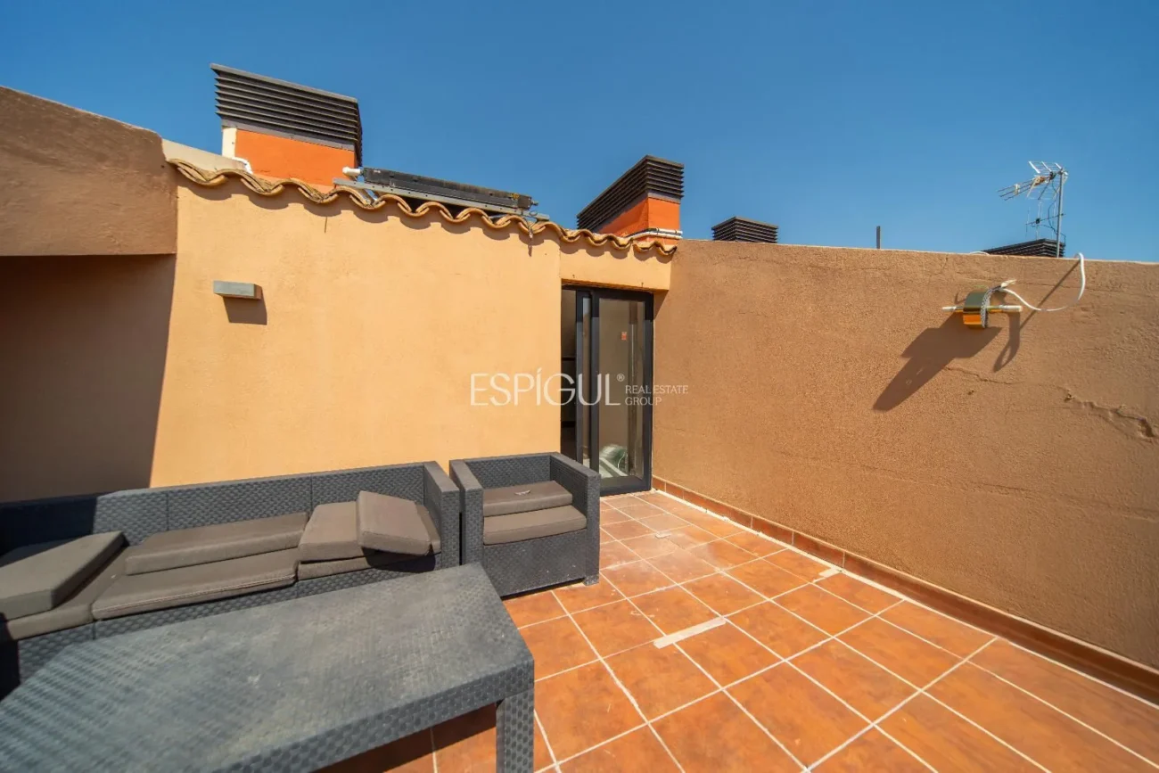 Excelente dúplex con terraza en Sils