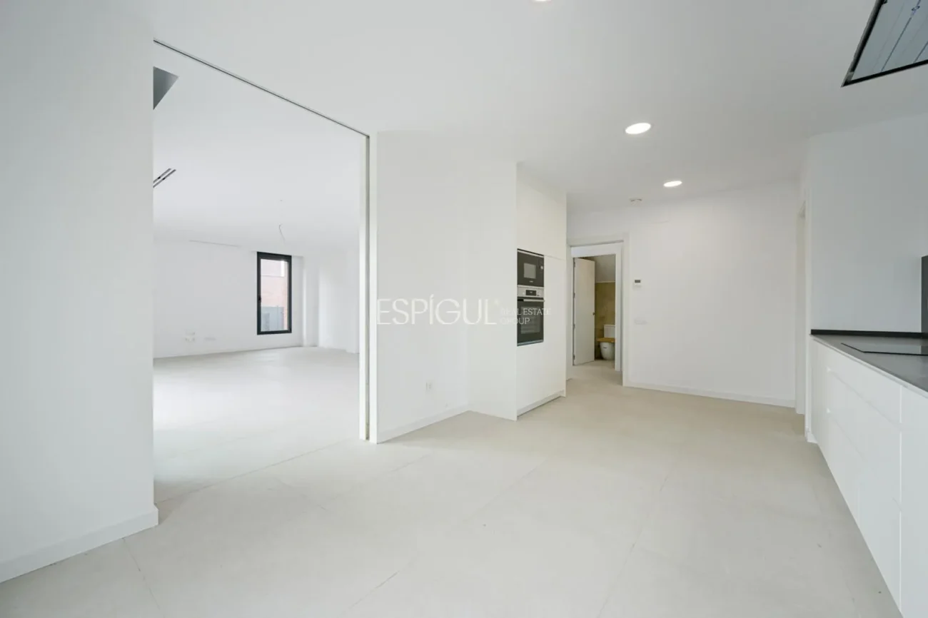 Exclusiva casa unifamiliar d’obra nova a la urbanització Can Quirze, Mataró