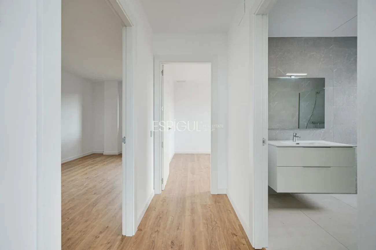 Exclusiva casa unifamiliar d’obra nova a la urbanització Can Quirze, Mataró