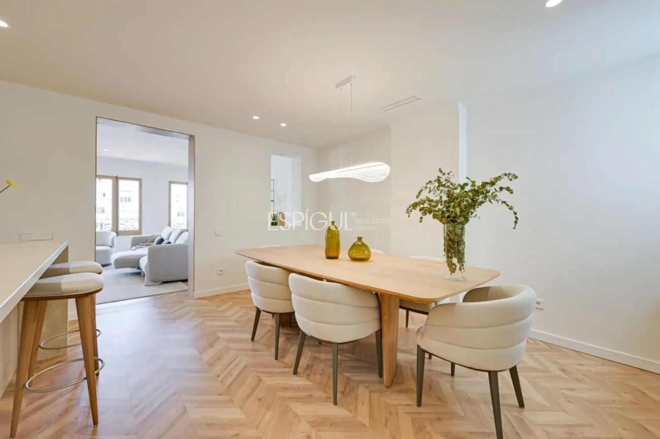 Exclusiva vivienda reformada en Calle Girona, Dreta de l’Eixample