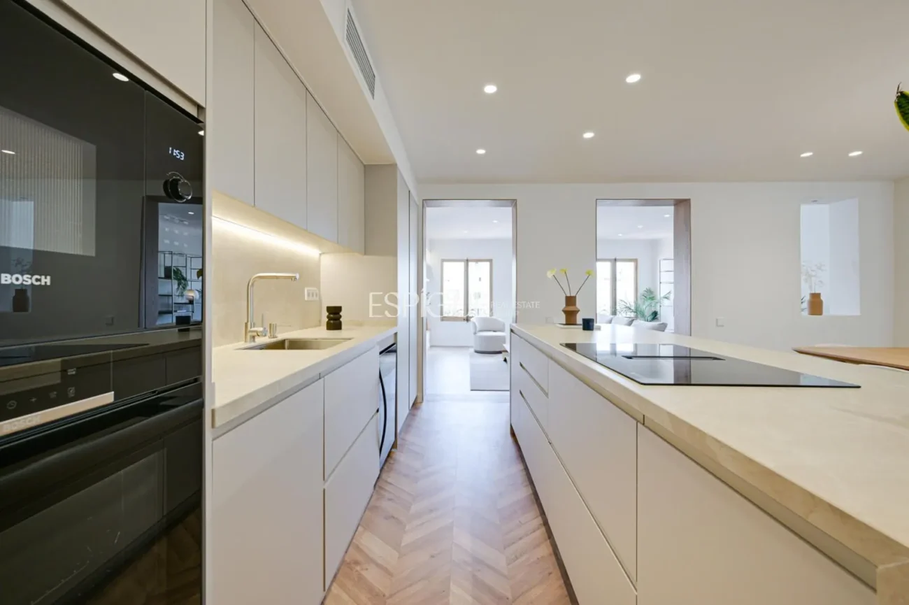 Exclusiva vivienda reformada en Calle Girona, Dreta de l’Eixample