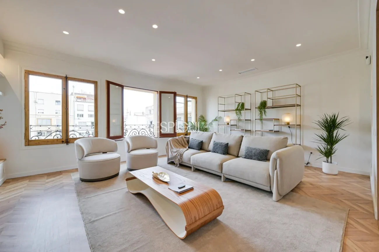 Exclusiva vivienda reformada en Calle Girona, Dreta de l’Eixample